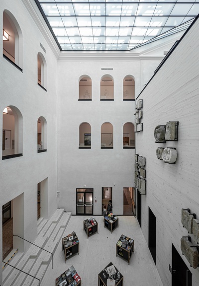 Bauherrschaft: Amt der Kärntner Landesregierung, Landesimmobilienmanagement Architektur: Winkler+Ruck Architekten, Klagenfurt/Ferdinand Certov Architekten, Graz