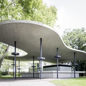 Grafenegg (N);
Catering Pavillon Wolke 7;
Bauherr_in: Grafenegg Kultur Betriebsges.m.b.H.;
Architektur: the next ENTERprise Architects ZT GmbH, Wien;
Freiraumplanung: Land in Sicht, Wien