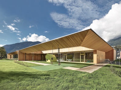 Tirol:
Kindergarten Auf Arzill
Bauherr_in: Stadt Imst
Architektur: Tabernig / Zierl Architekten